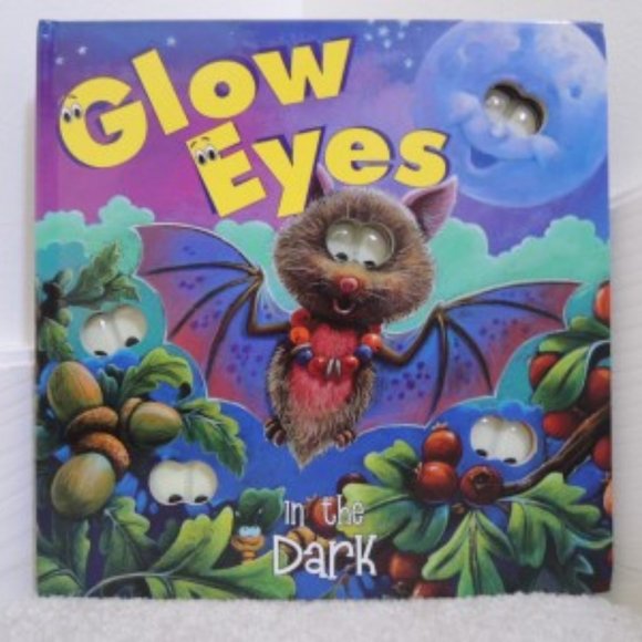 Glow Eyes in Dark Board Book 2007 Baby Bat Story by The Book Company - Picture 1 of 5